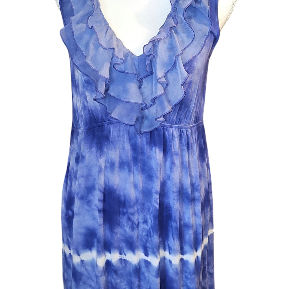 Live and Let Live Blue/white Tie-Dye Boho Tank Top With Ruffles and Pleates